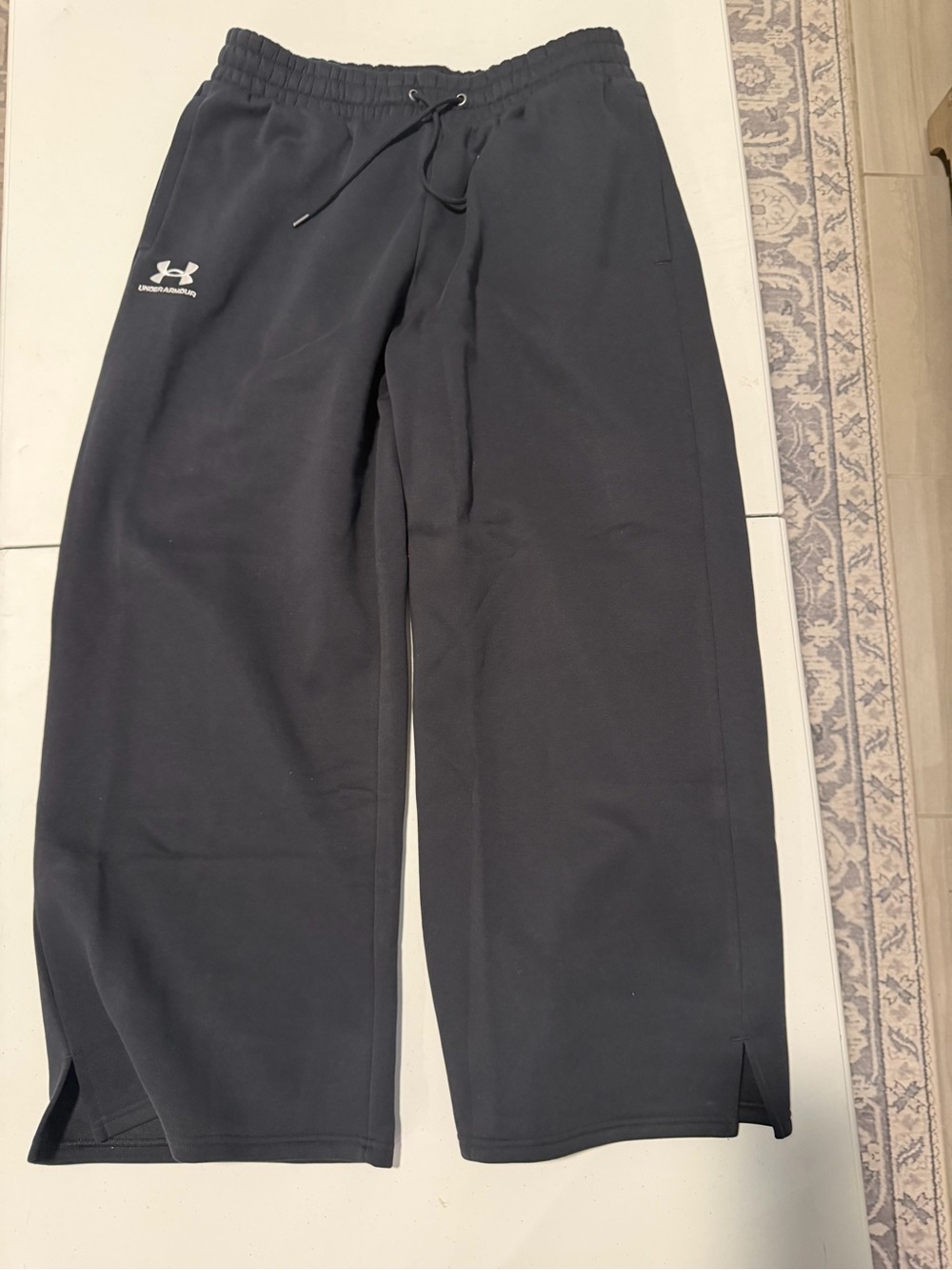 Under Armour Black Men's Jogger Sweatpants with Thigh Logo